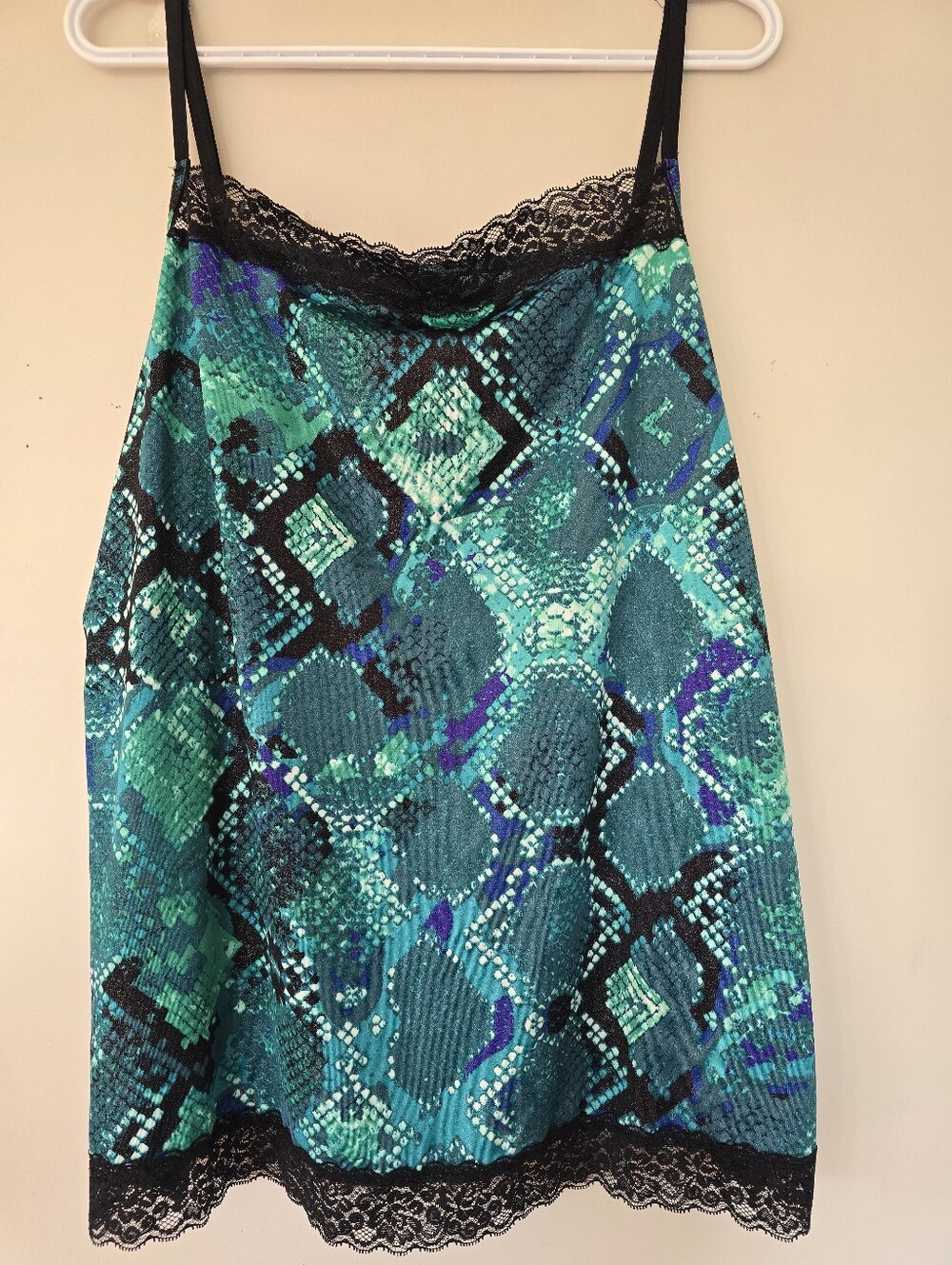 Fashion Bug Teal and Black Snake-Print Top with Lace Trim. Size 2X